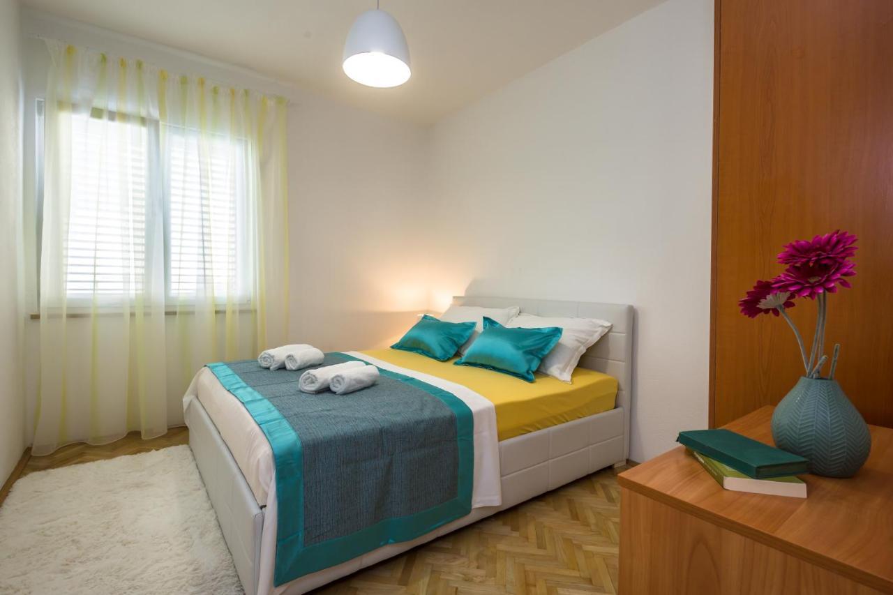 Holiday House Almissa Omiš Exterior foto